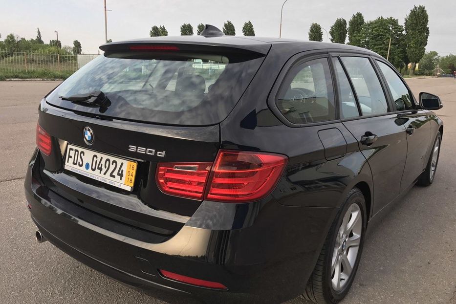 Продам BMW 320 Bi-Xenon 2013 2013 года в г. Кременчуг, Полтавская область