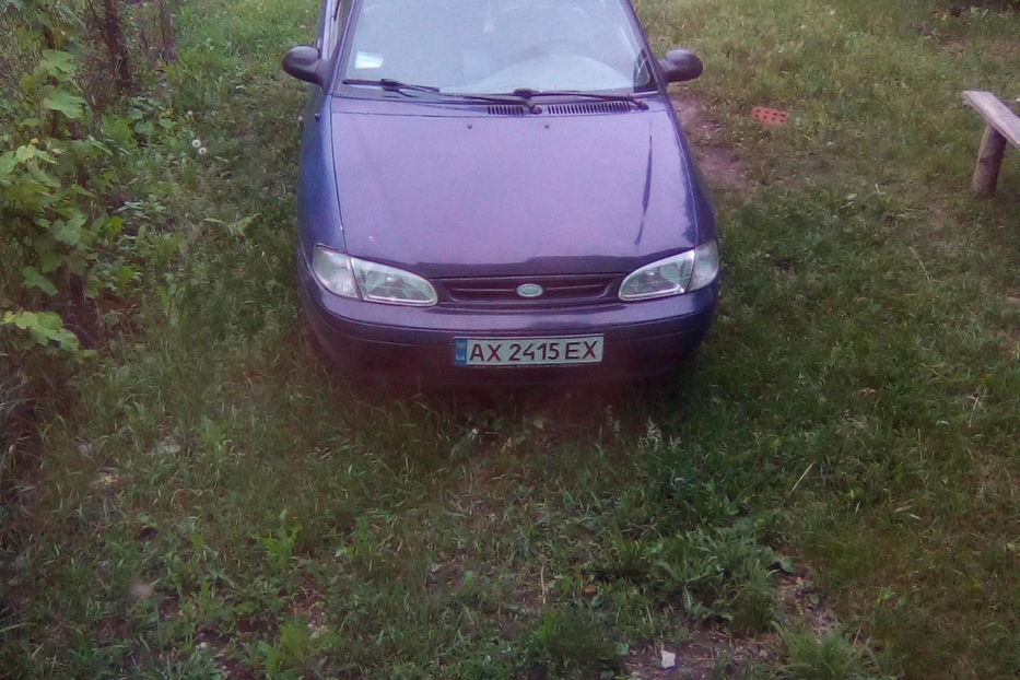 Продам Kia Avella 1997 года в Харькове