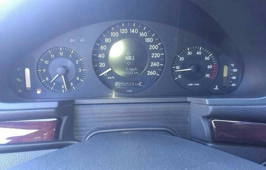 Продам Mercedes-Benz E-Class 2005 года в Киеве