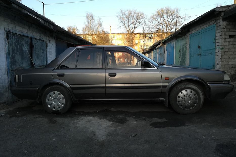 Продам Nissan Bluebird 1990 года в г. Першотравенск, Днепропетровская область