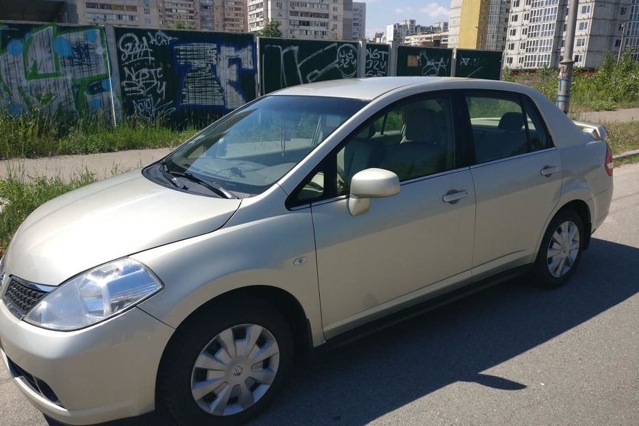 Продам Nissan TIIDA 2007 года в Киеве