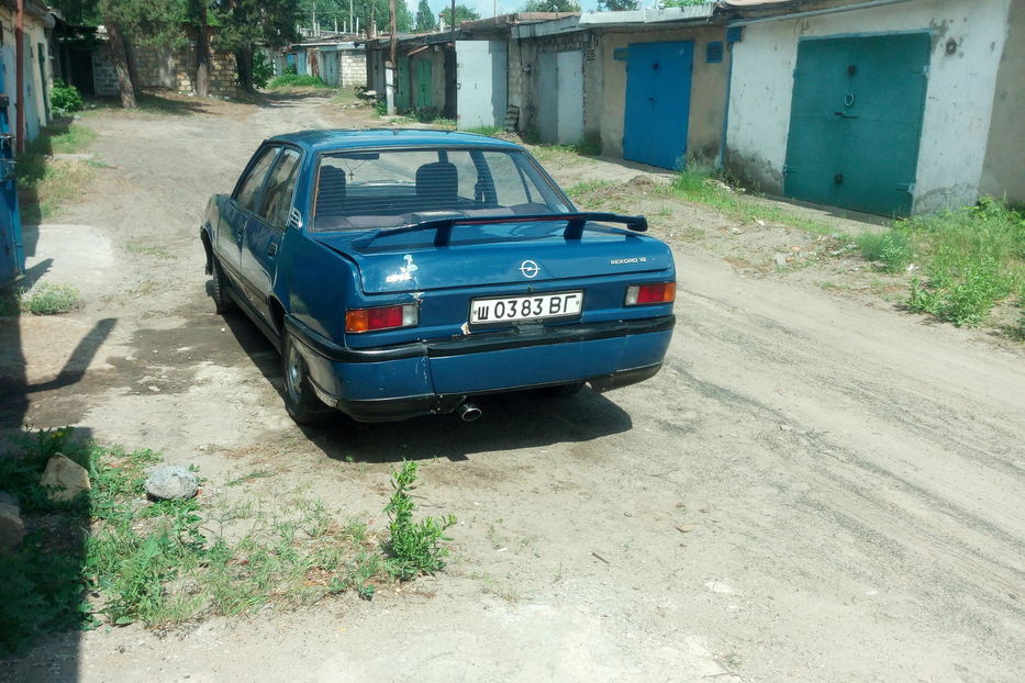 Продам Opel Rekord 1981 года в г. Счастье, Луганская область