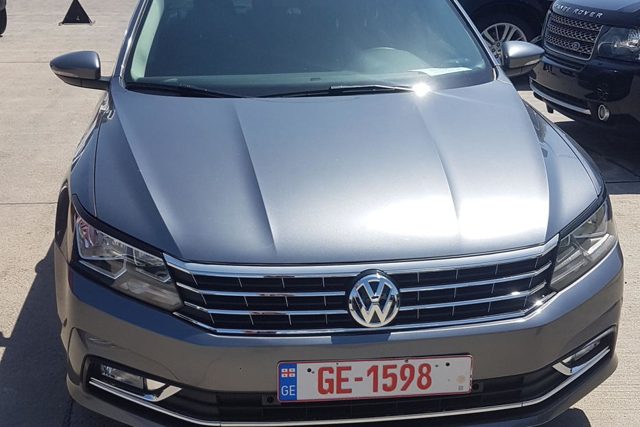 Продам Volkswagen Passat B8 1.8tsi. SE  2016 года в Запорожье