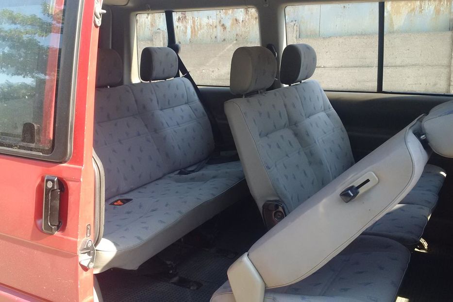 Продам Volkswagen T4 (Transporter) пасс. каравелла 1996 года в Виннице