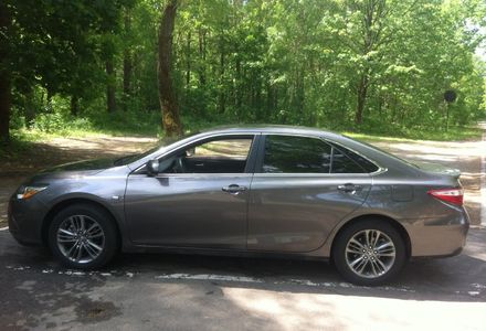 Продам Toyota Camry SE 2017 года в Киеве