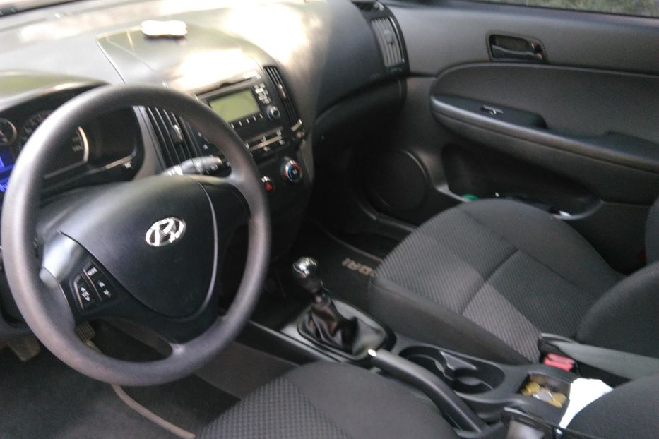 Продам Hyundai i30  2010 года в Харькове