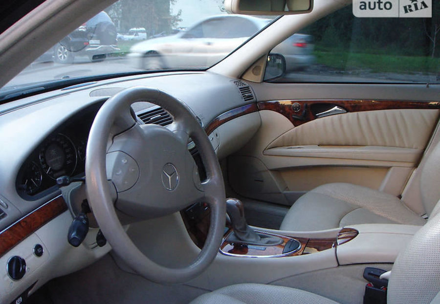Продам Mercedes-Benz E-Class 240 4 matic 2005 года в Киеве