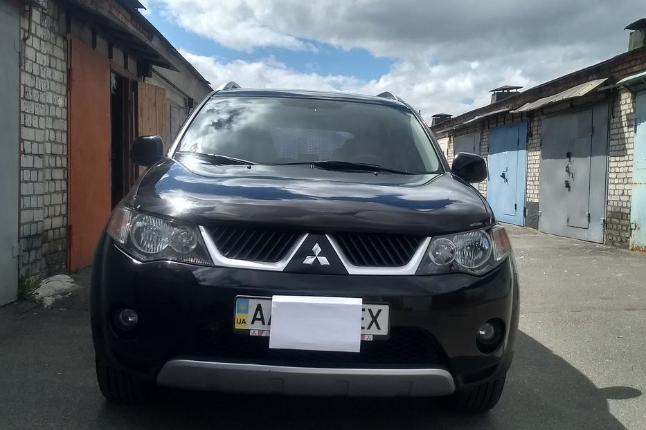 Продам Mitsubishi Outlander XL 2008 года в Киеве