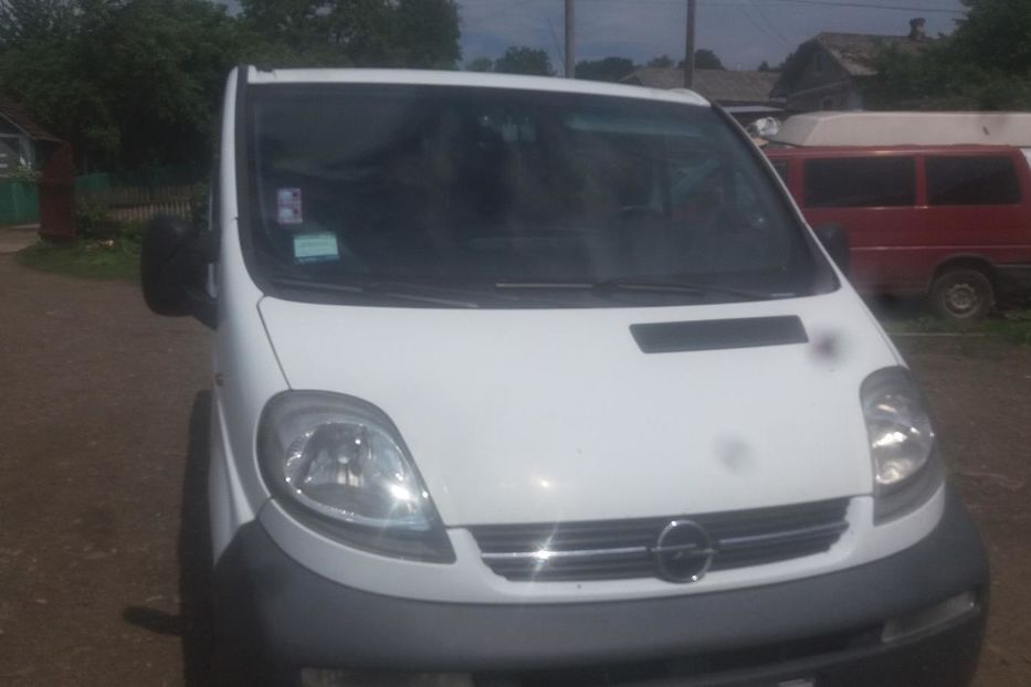 Продам Opel Vivaro пасс. 2006 года в Черновцах