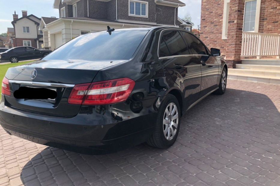 Продам Mercedes-Benz E-Class 200 2012 года в Киеве