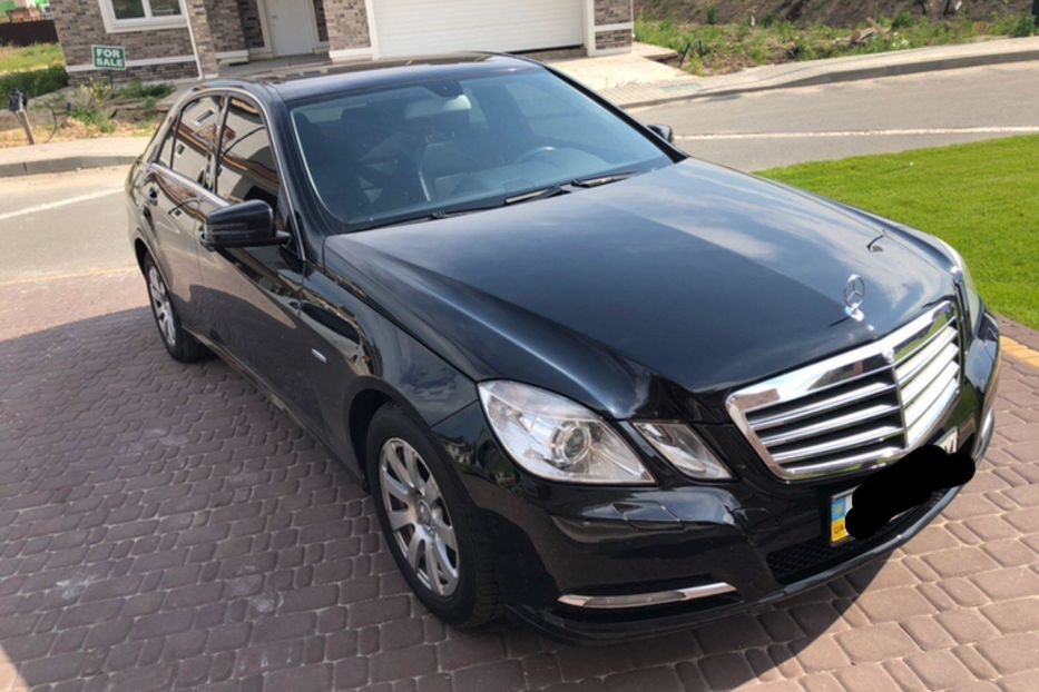 Продам Mercedes-Benz E-Class 200 2012 года в Киеве