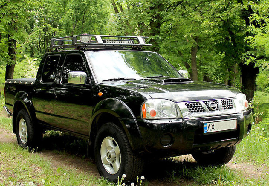 Продам Nissan NP300 2010 года в Харькове