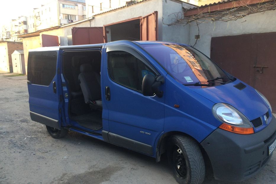 Продам Renault Trafic пасс. 2006 года в Хмельницком