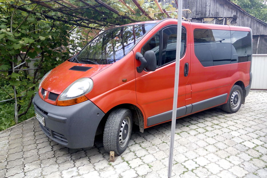 Продам Renault Trafic пасс. 2003 года в г. Трускавец, Львовская область