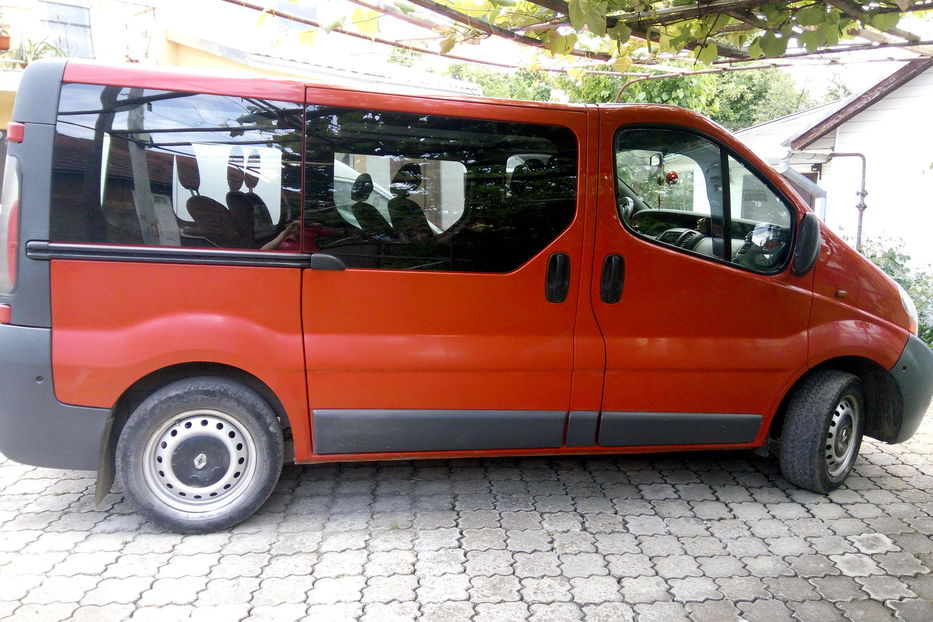 Продам Renault Trafic пасс. 2003 года в г. Трускавец, Львовская область