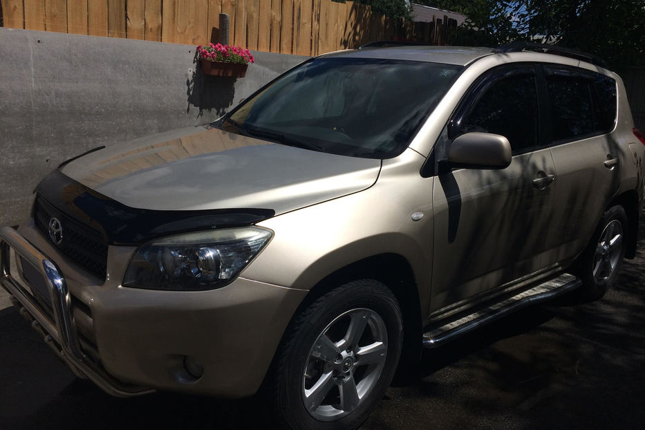 Продам Toyota Rav 4 AWD (Газ/Бензин) 2006 года в Киеве