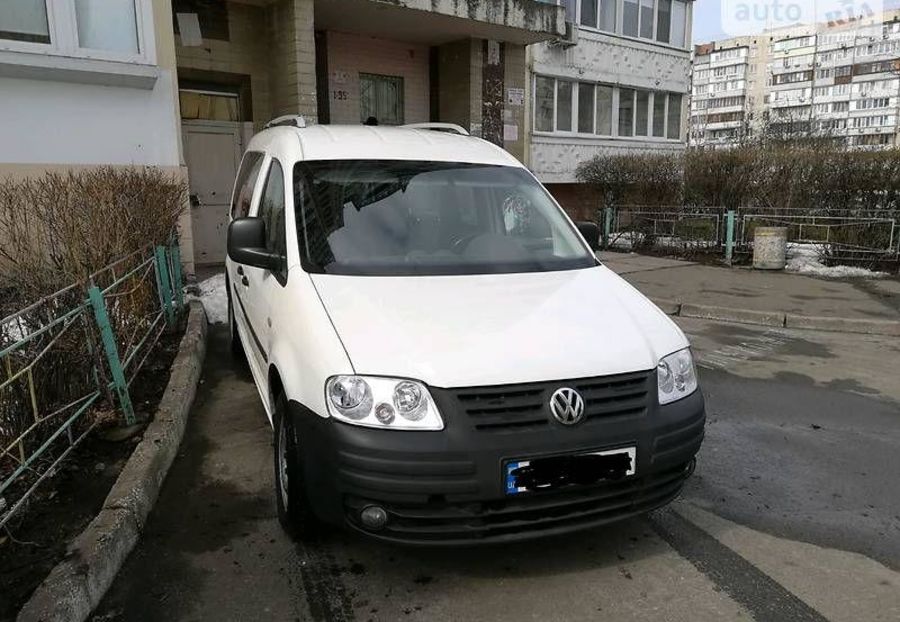 Продам Volkswagen Caddy пасс. 2010 года в Киеве