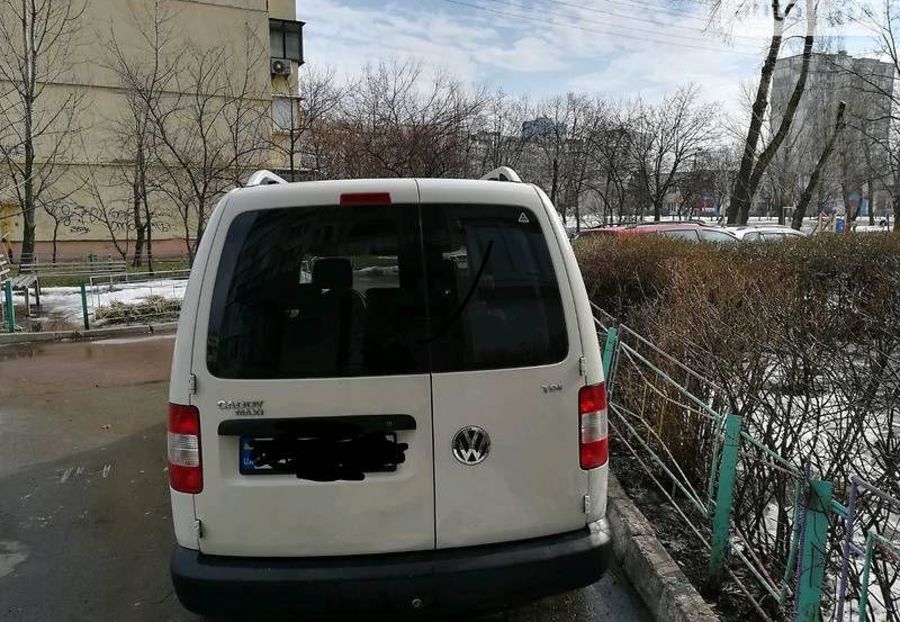 Продам Volkswagen Caddy пасс. 2010 года в Киеве