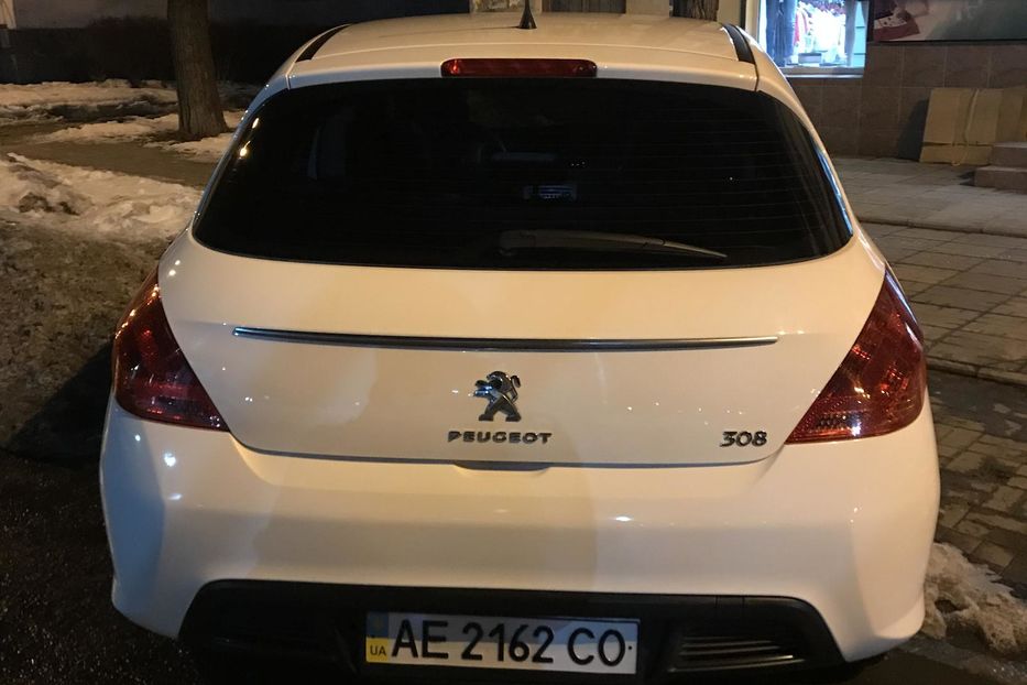 Продам Peugeot 308 2011 года в Днепре