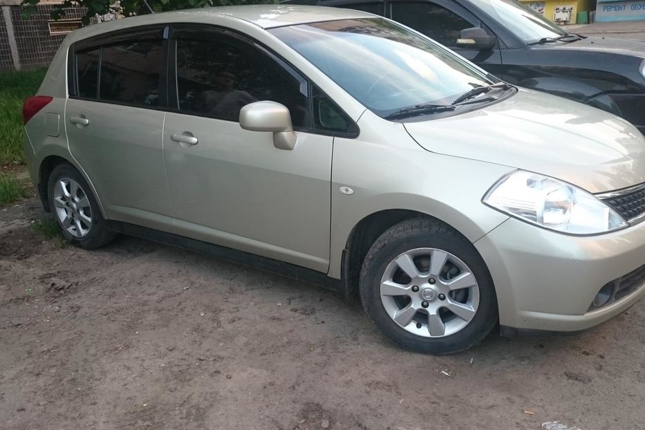 Продам Nissan TIIDA 2008 года в Одессе