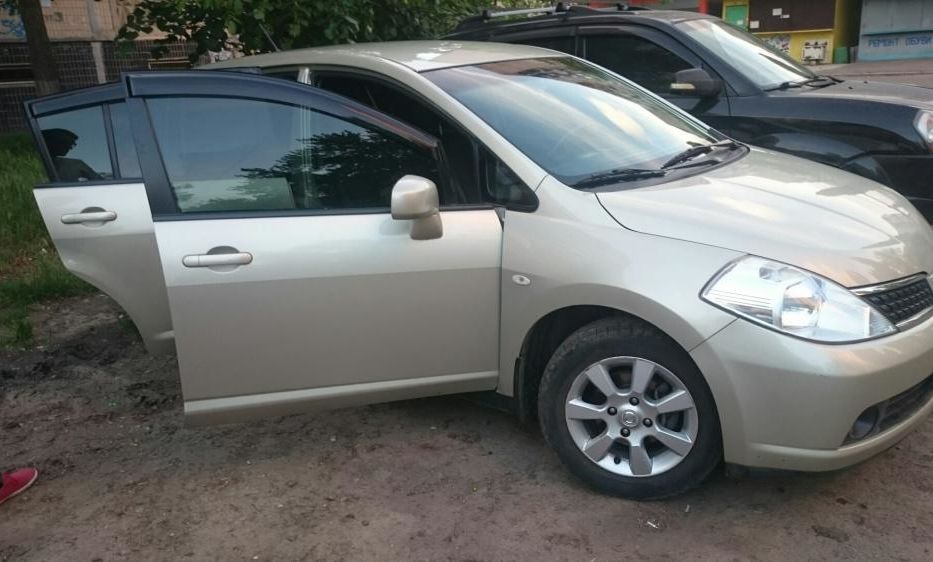 Продам Nissan TIIDA 2008 года в Одессе