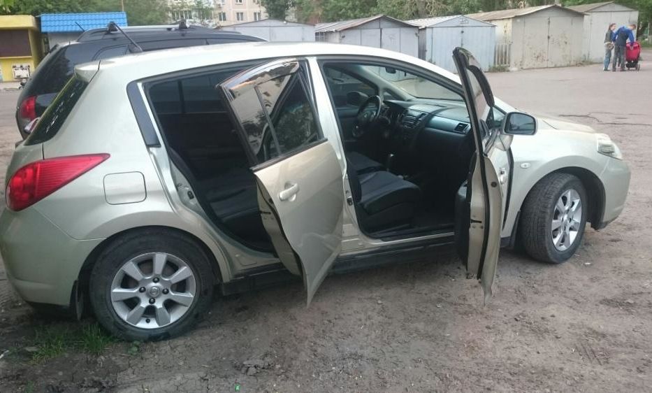 Продам Nissan TIIDA 2008 года в Одессе