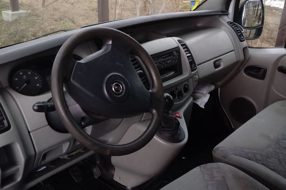 Продам Opel Vivaro пасс. 2005 года в г. Трускавец, Львовская область