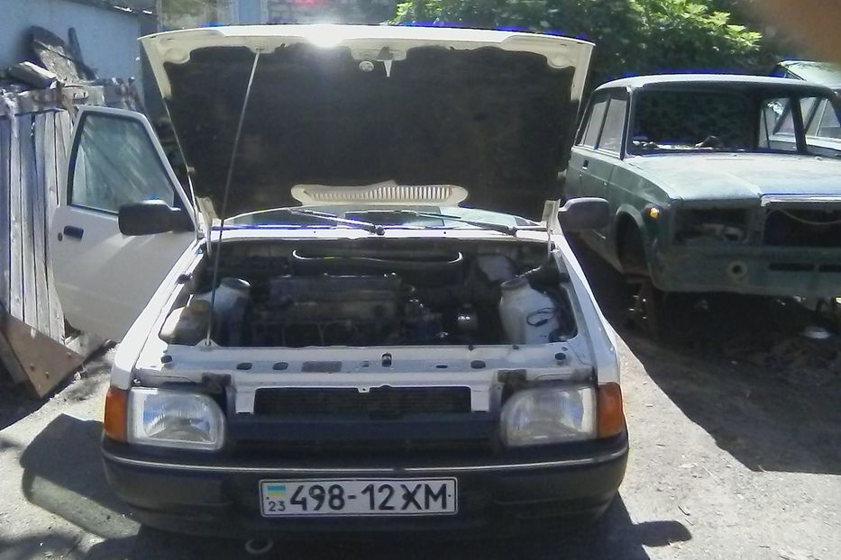 Продам Ford Escort 1988 года в г. Канев, Черкасская область