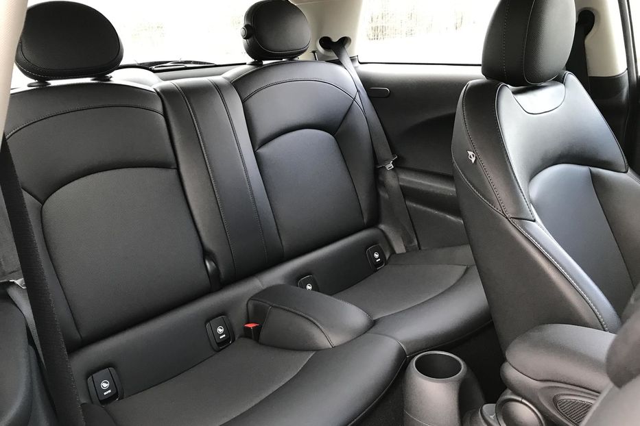 Продам MINI Cooper S 2015 года в Днепре