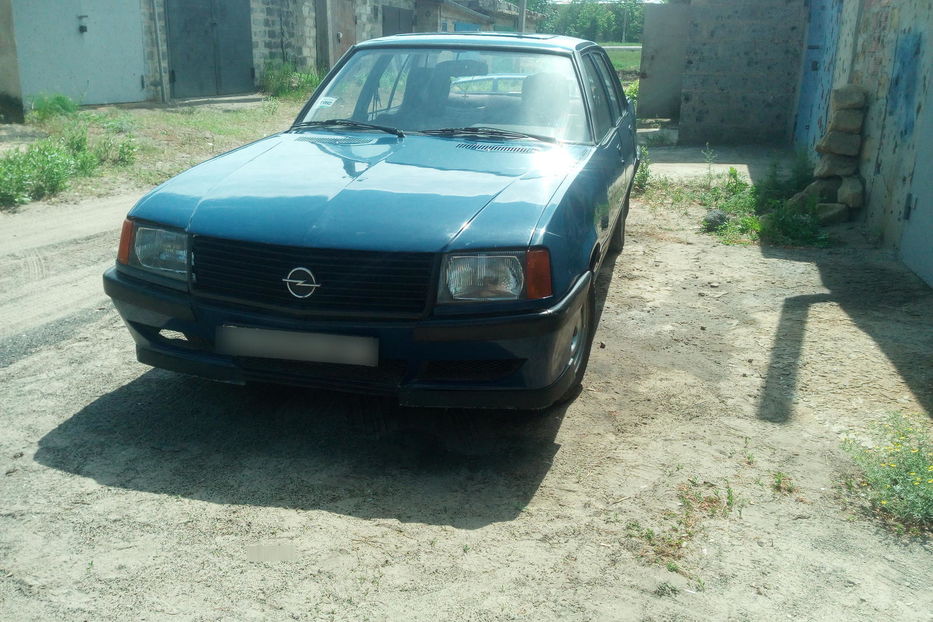Продам Opel Rekord 1980 года в г. Счастье, Луганская область