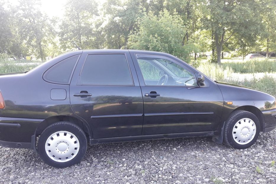 Продам Volkswagen Polo 1997 года в Харькове