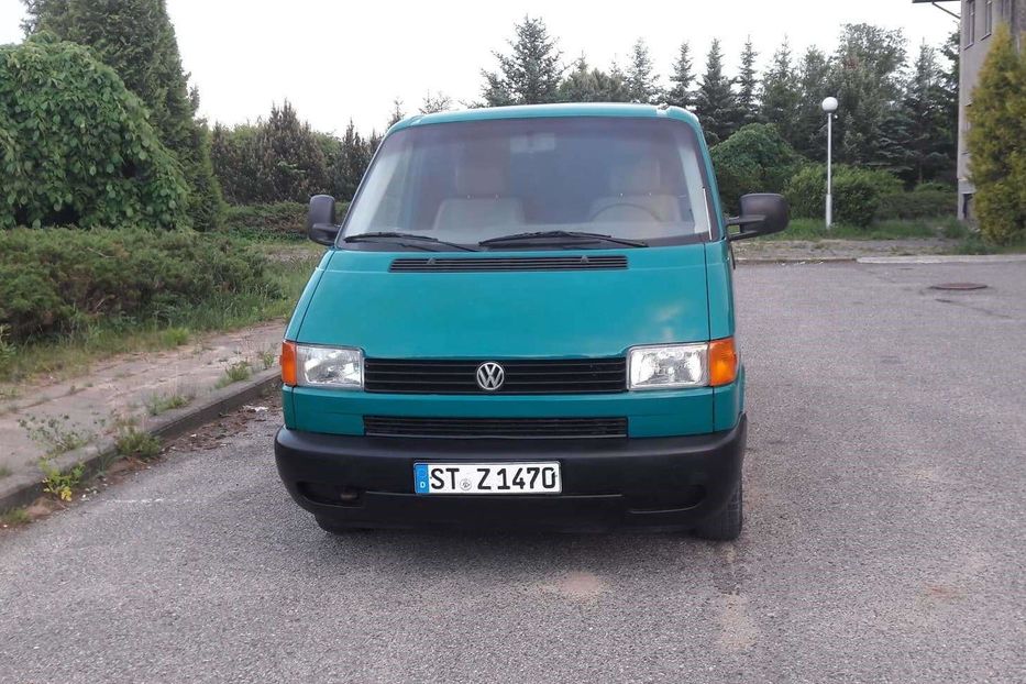 Продам Volkswagen T4 (Transporter) пасс. 2001 года в Киеве