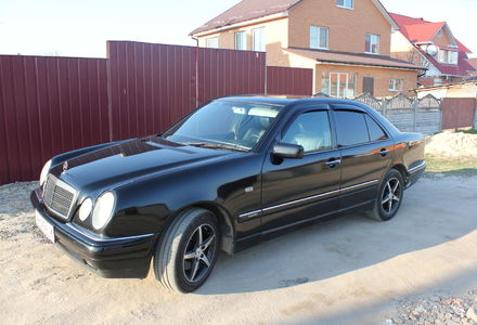 Продам Mercedes-Benz E-Class 1998 года в г. Буча, Киевская область