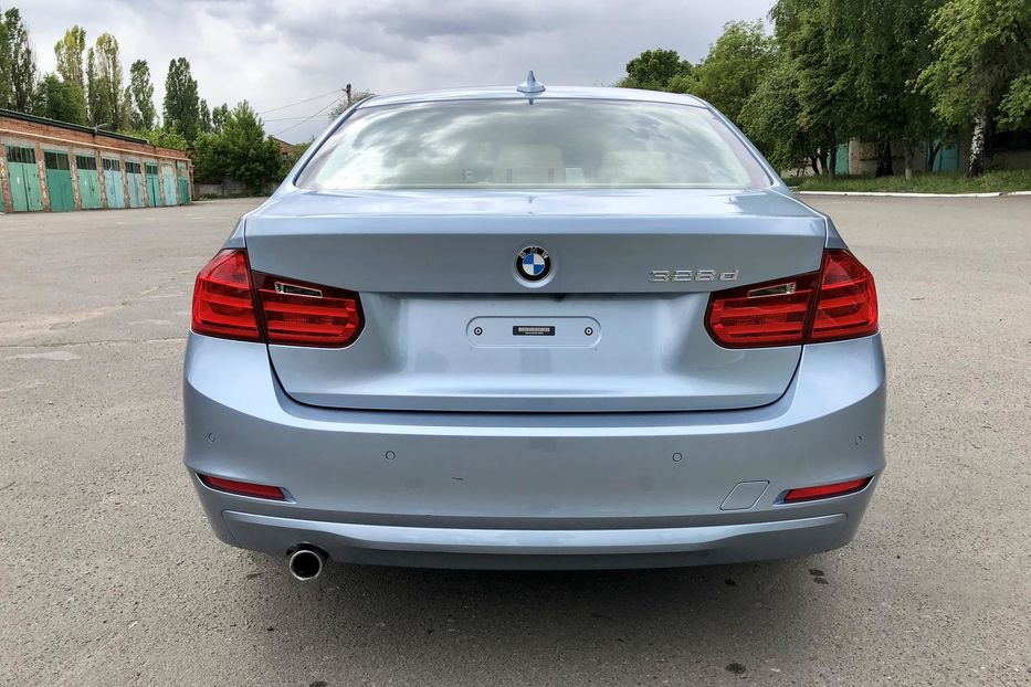 Продам BMW 328 2.0D 2014 года в Сумах