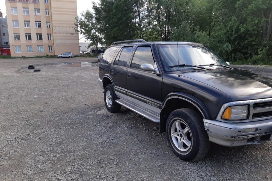 Продам Chevrolet Blazer 1996 года в Киеве
