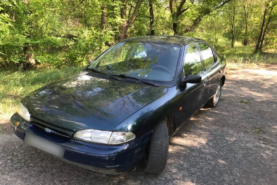 Продам Ford Mondeo Мк1 1994 года в г. Кривой Рог, Днепропетровская область