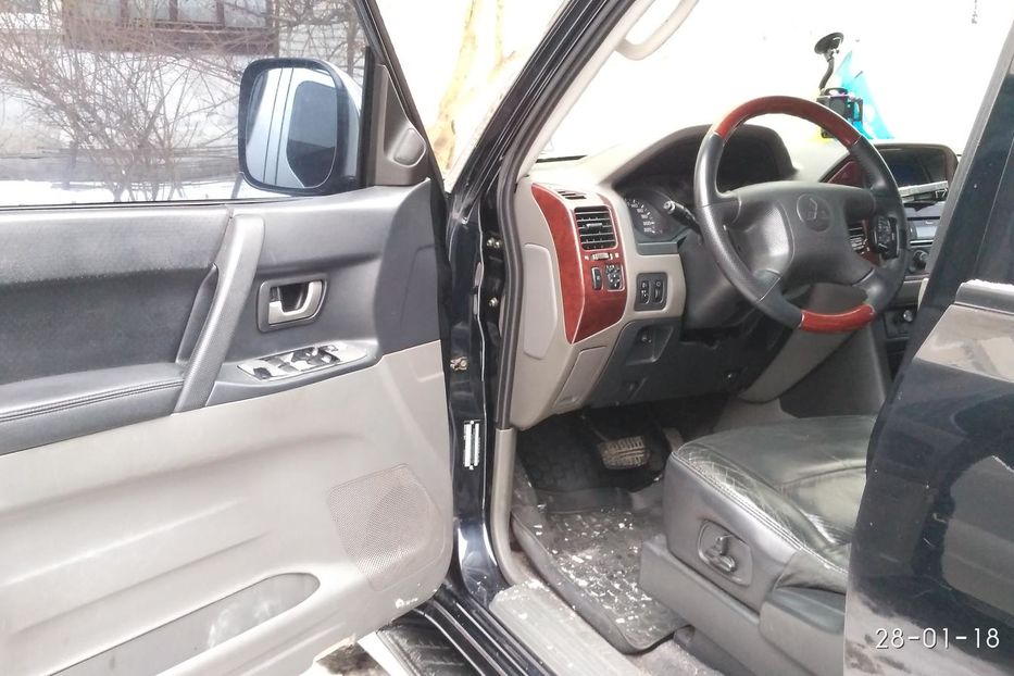 Продам Mitsubishi Pajero Вагон 2006 года в Житомире