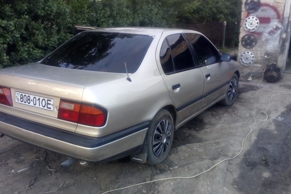 Продам Nissan Primera 1993 года в Одессе