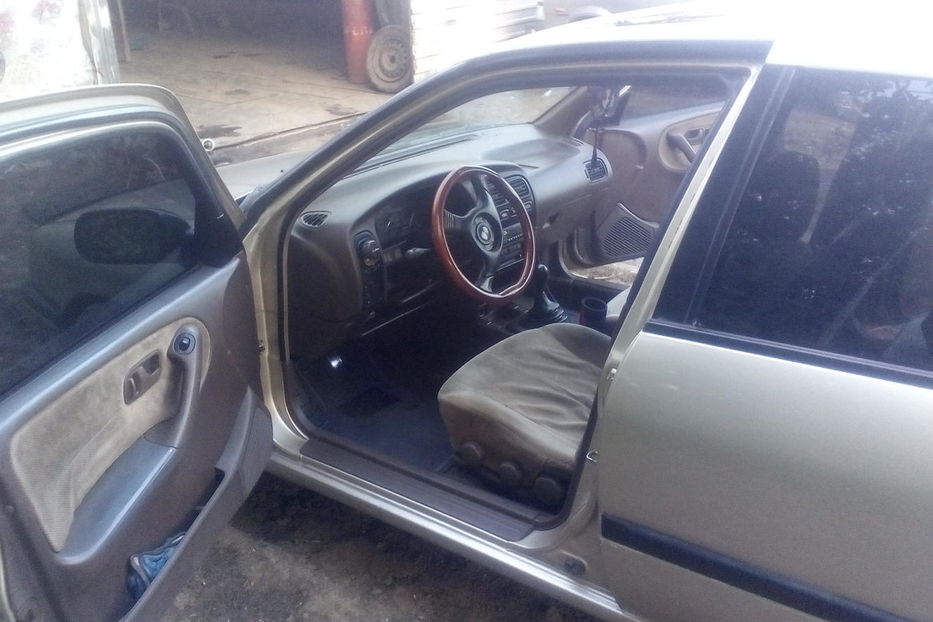 Продам Nissan Primera 1993 года в Одессе