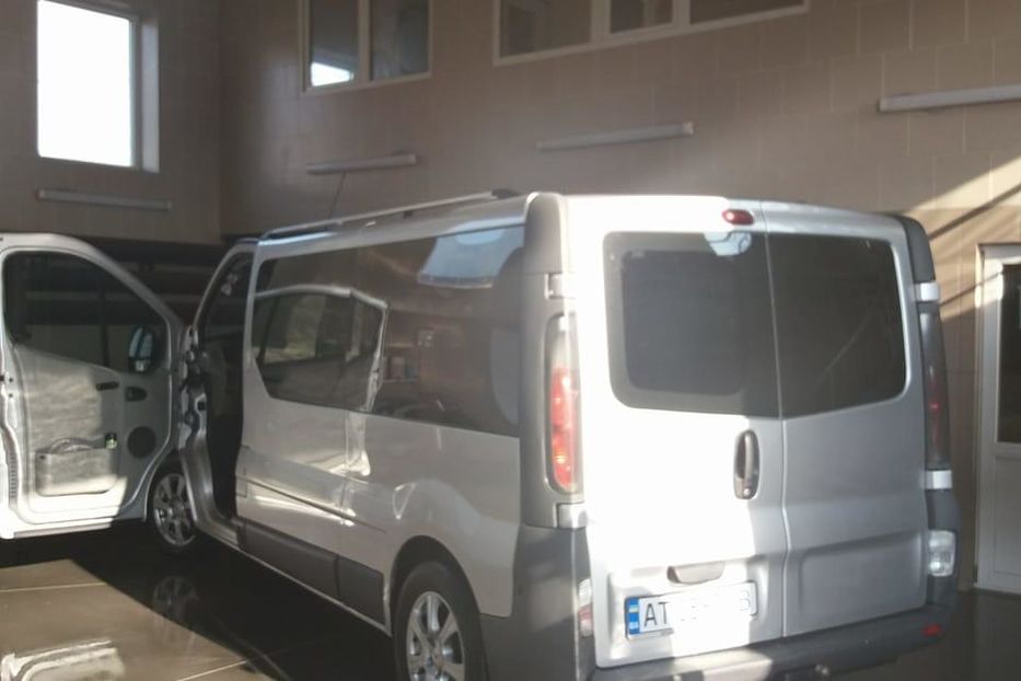 Продам Renault Trafic пасс. 2005 года в г. Долина, Ивано-Франковская область