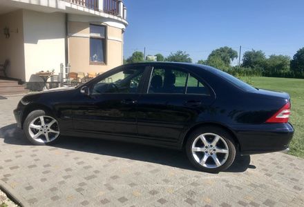 Продам Mercedes-Benz C-Class 180 2006 года в Львове