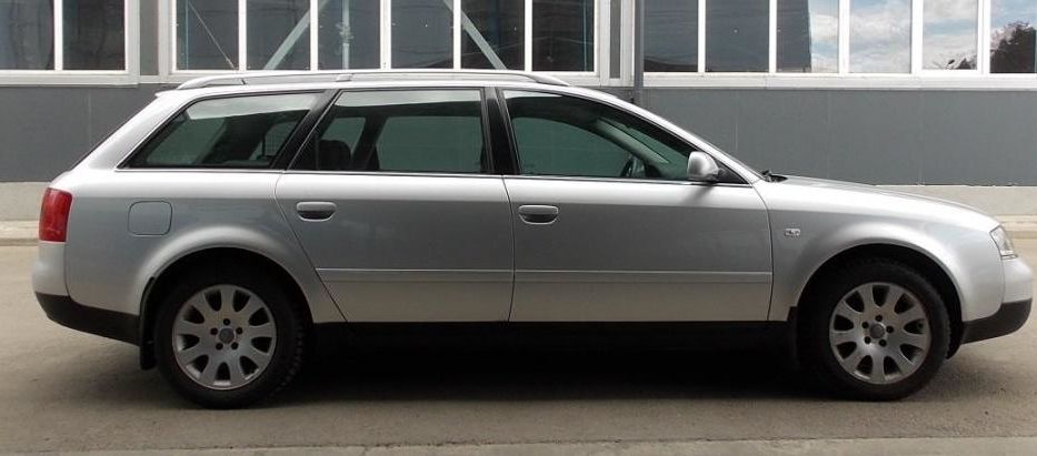 Продам Audi A6 Allroad 2001 года в Киеве