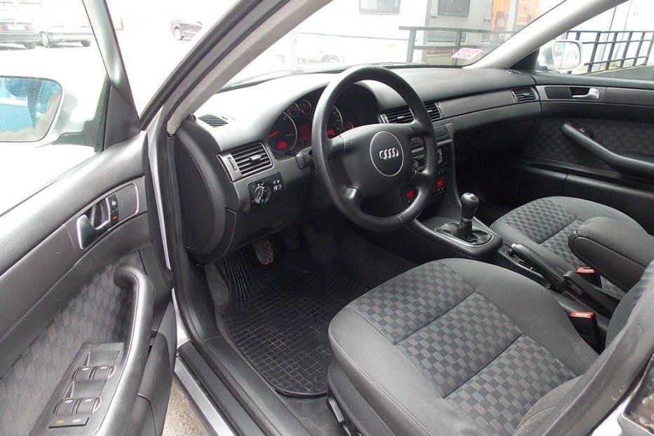 Продам Audi A6 Allroad 2001 года в Киеве