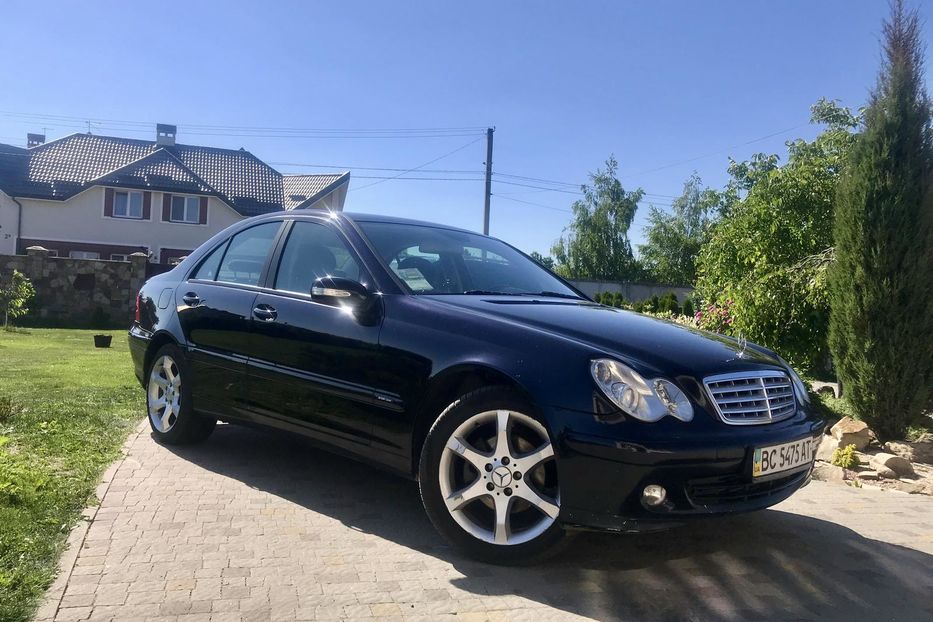 Продам Mercedes-Benz C-Class 180 2006 года в Львове