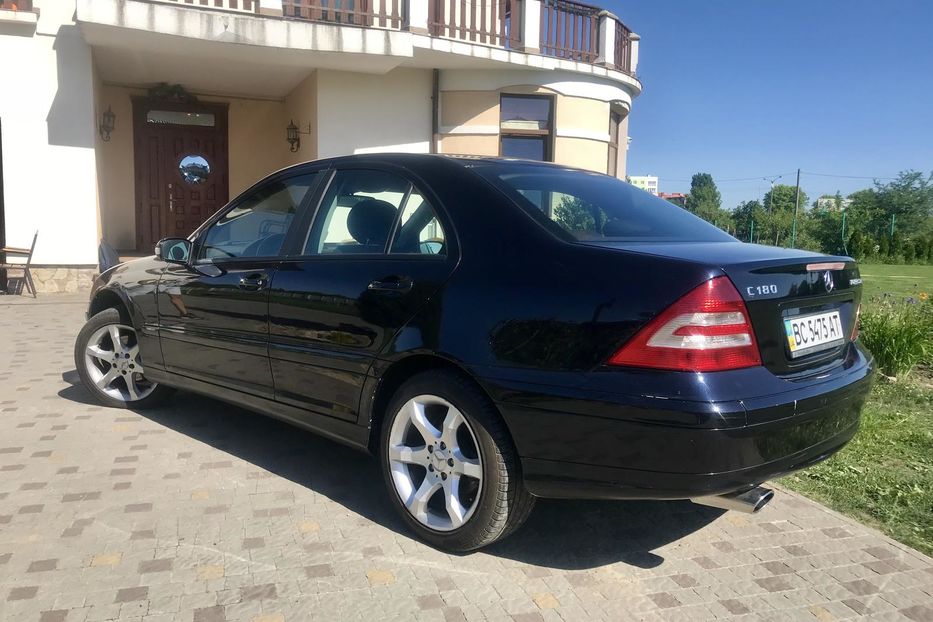 Продам Mercedes-Benz C-Class 180 2006 года в Львове