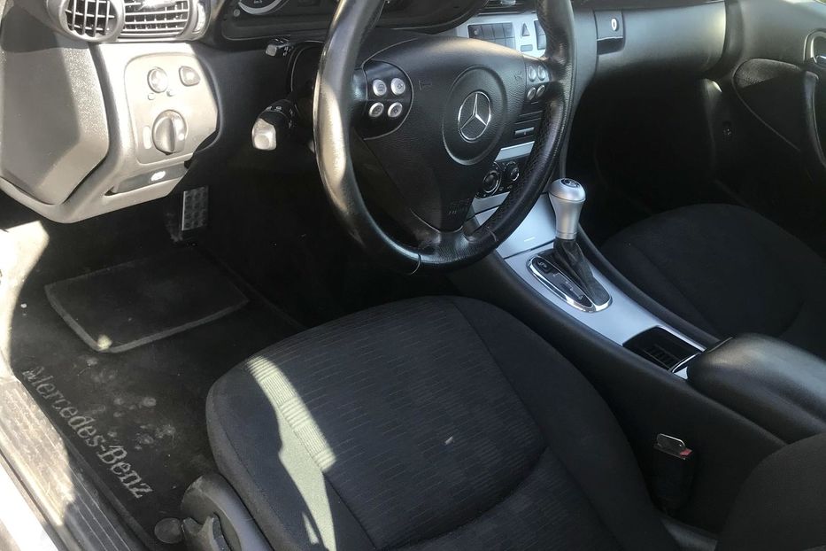 Продам Mercedes-Benz C-Class 180 2006 года в Львове