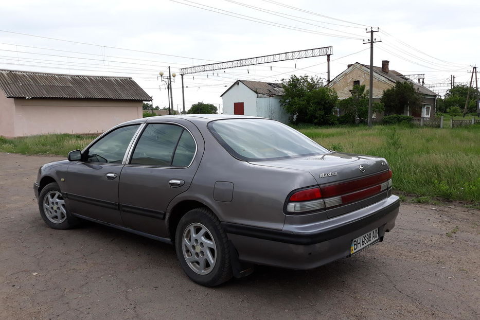 Продам Nissan Maxima 1997 года в г. Котовка, Одесская область