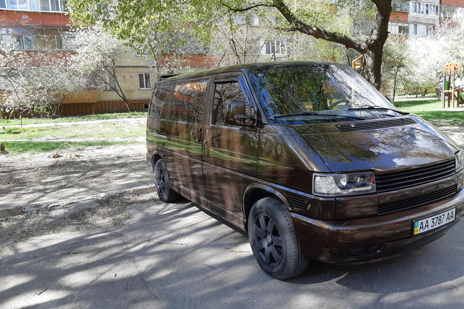 Продам Volkswagen T4 (Transporter) пасс. 1999 года в Киеве