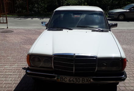 Продам Mercedes-Benz E-Class 1982 года в Львове