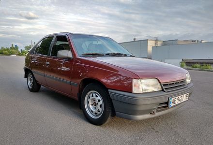 Продам Opel Kadett 1985 года в г. Кривой Рог, Днепропетровская область